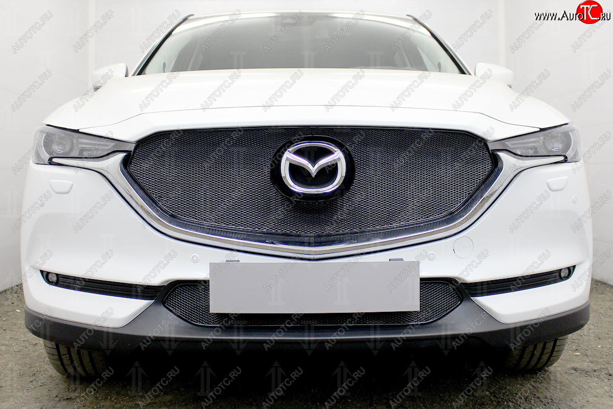 6 299 р. Защитная сетка в бампер (верх, 3D, ячейка 4х10 мм) Alfeco Премиум  Mazda CX-5  KF (2016-2025) (Чёрная)  с доставкой в г. Пермь