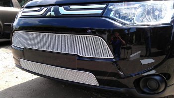 4 299 р. Защитная сетка в бампер (верх, ячейка 3х7 мм) Alfeco Стандарт Mitsubishi Outlander GF дорестайлинг (2012-2014) (Хром)  с доставкой в г. Пермь. Увеличить фотографию 4