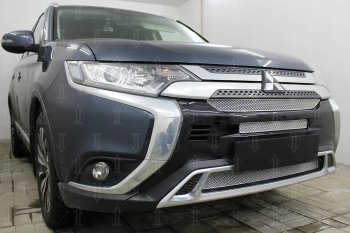 9 849 р. Защитная сетка в бампер (3 части, ячейка 4х10 мм) Alfeco Премиум Mitsubishi Outlander GF 3-ий рестайлинг (2018-2022) (Хром)  с доставкой в г. Пермь. Увеличить фотографию 2