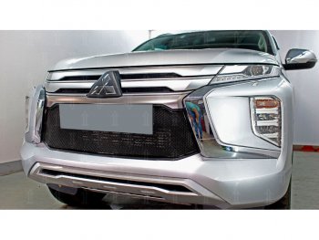 5 799 р. Защитная сетка в бампер (низ, ячейка 4х10 мм) Стрелка11 Премиум Mitsubishi Pajero Sport QF рестайлинг (2019-2022) (Чёрная)  с доставкой в г. Пермь. Увеличить фотографию 2
