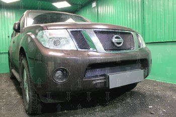 4 099 р. Защитная сетка в бампер (низ, ячейка 4х10 мм) Стрелка11 Премиум Nissan Navara 2 D40 рестайлинг (2010-2016) (Чёрная)  с доставкой в г. Пермь. Увеличить фотографию 3