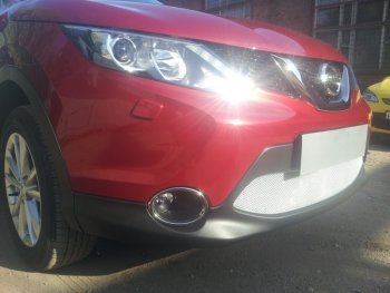 4 499 р. Защитная сетка в бампер (низ, ячейка 4х10 мм) Стрелка11 Премиум Nissan Qashqai 2 J11 дорестайлинг (2013-2019) (Хром)  с доставкой в г. Пермь. Увеличить фотографию 3