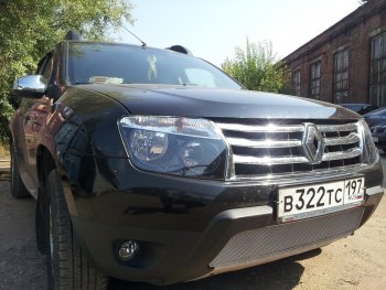 4 299 р. Защитная сетка в бампер (низ, ячейка 4х10 мм) Стрелка11 Премиум Renault Duster HS дорестайлинг (2010-2015) (Хром)  с доставкой в г. Пермь. Увеличить фотографию 3