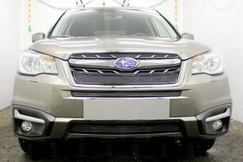 Защитная сетка в бампер (середина, ячейка 4х10 мм) Стрелка11 Премиум Subaru Forester SJ рестайлинг (2016-2019) (Чёрная)