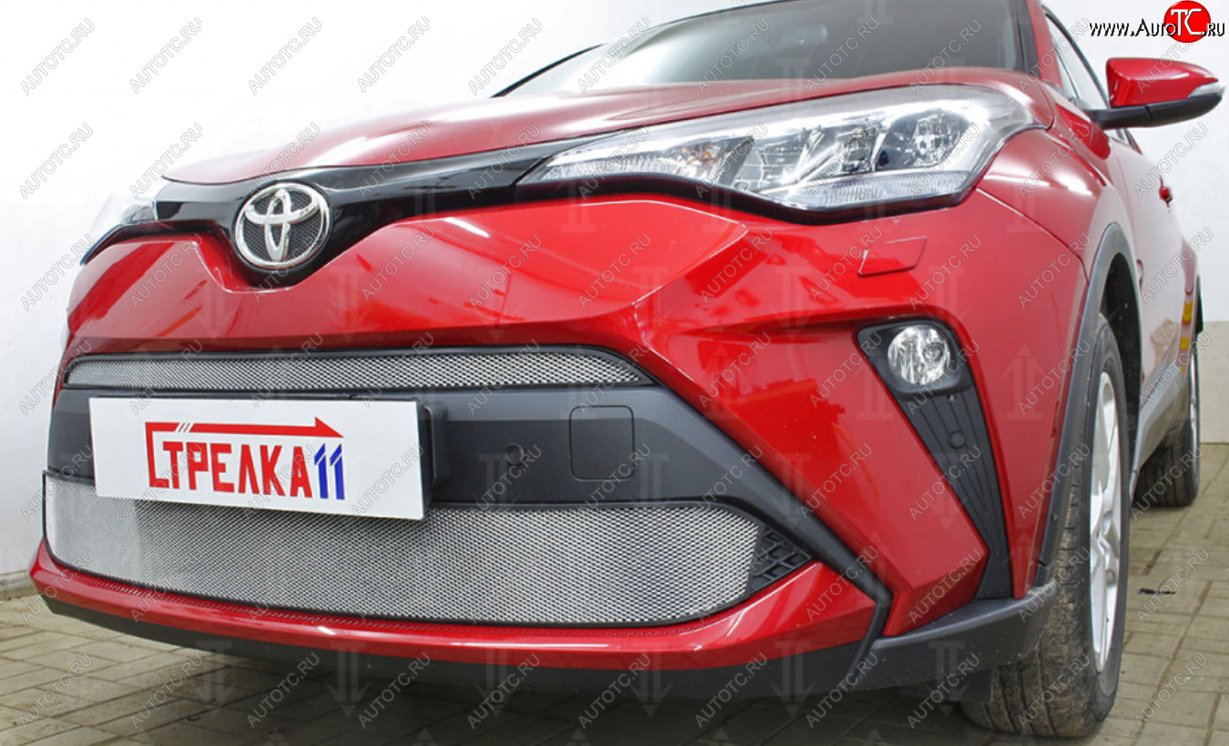 5 599 р. Защитная сетка в бампер (низ, ячейка 4х10 мм) Стрелка11 Премиум Toyota C-HR NGX10, ZGX10 рестайлинг (2019-2025) (Хром)  с доставкой в г. Пермь