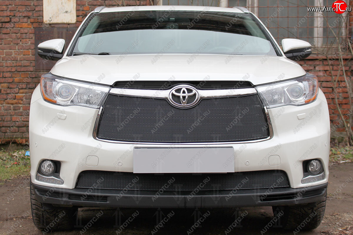 4 099 р. Защитная сетка в бампер (низ, ячейка 4х10 мм) Стрелка11 Премиум Toyota Highlander XU50 дорестайлинг (2013-2017) (Чёрная)  с доставкой в г. Пермь