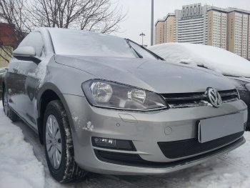 4 299 р. Защитная сетка в бампер (низ, ячейка 4х10 мм) Стрелка11 Премиум Volkswagen Golf 7 дорестайлинг, хэтчбэк 5 дв. (2012-2017) (Чёрная)  с доставкой в г. Пермь. Увеличить фотографию 2