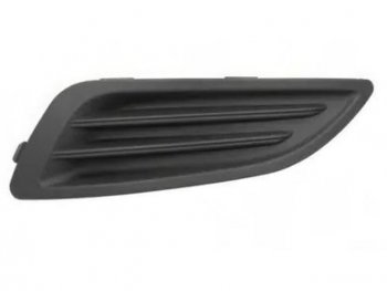 Левая вставка воздухозаборника переднего бампера (пр-во Китай) BODYPARTS Ford Fiesta  6 (2012-2019) седан рестайлинг