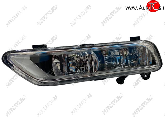 2 699 р. Левая противотуманная фара BodyParts Volkswagen Passat B7 седан (2010-2015)  с доставкой в г. Пермь