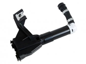Правая форсунка омывателя фары (пр-во Китай) BODYPARTS Toyota Land Cruiser  200 (2007-2012) дорестайлинг