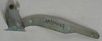 Левая петля капота BodyParts Ford Mondeo (1992-1996) Mk1,GBP седан