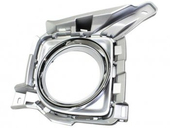 Левая вставка переднего бампера (с отверстием под ПТФ, пр-во Китай) BODYPARTS Toyota Land Cruiser  200 (2012-2015) 1-ый рестайлинг (хром)