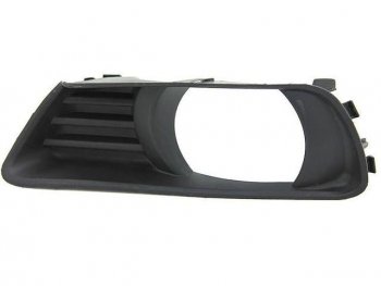 Левая решетка переднего бампера (с отверстием под ПТФ, пр-во Китай) BODYPARTS Toyota Camry  XV40 (2006-2008) дорестайлинг