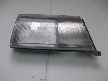 Правое стекло передней фары (пр-во Китай) CHINA Mercedes-Benz E-Class  W124 (1984-1993) седан дорестайлинг (ребристое)