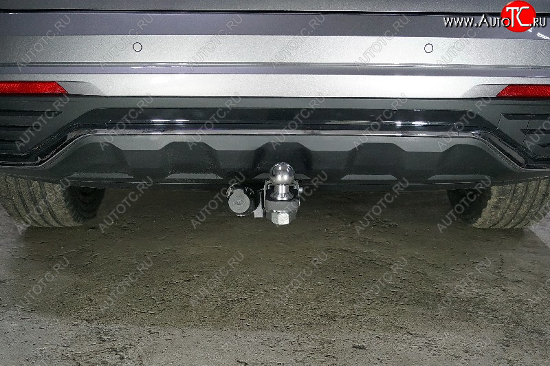 14 249 р. Фаркоп (тягово-сцепное устройство) ТСС Тюнинг  Geely Monjaro (2022-2025) (оцинкованный, шар E)  с доставкой в г. Пермь