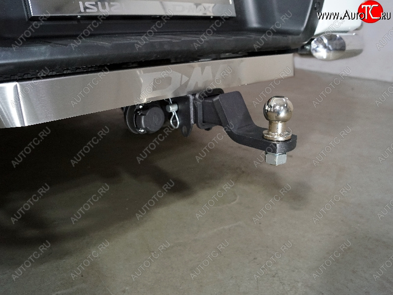 23 999 р. Фаркоп (тягово-сцепное устройство) TCC Тюнинг  Isuzu D-Max  RG (2020-2023) DoubleCab (оцинкованный, шар E нержавейка, надпись D-MAX)  с доставкой в г. Пермь
