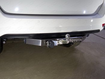  Фаркоп (тягово-сцепное устройство) TCC Тюнинг Toyota Fortuner  AN160 (2015-2020) дорестайлинг (крюк F, надпись Toyota)