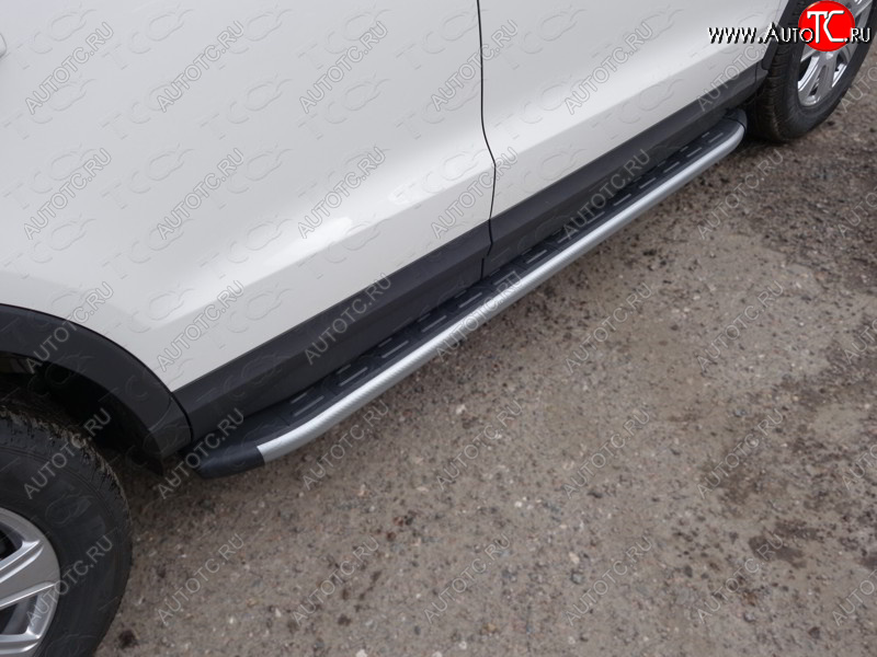21 999 р. Пороги алюминиевые с пластиковой накладкой ТСС Тюнинг  Audi Q3  8U (2011-2015) дорестайлинг (карбон серебро)  с доставкой в г. Пермь