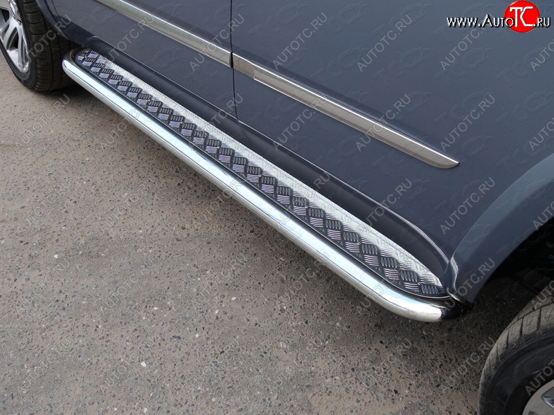 36 999 р. Пороги с площадкой 60,3 мм ТСС Тюнинг Cadillac Escalade GMTK2 джип 5 дв. короткая база (2015-2020) (серые)  с доставкой в г. Пермь