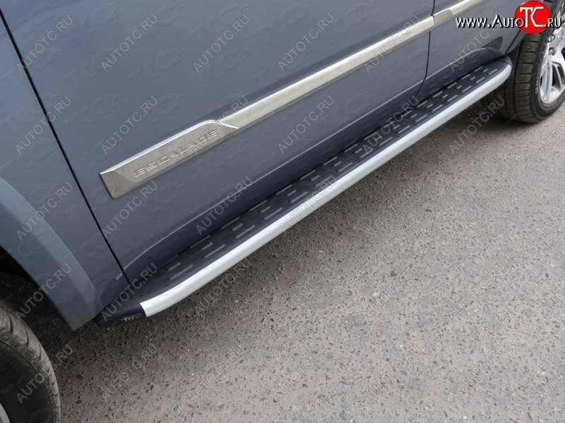 20 599 р. Пороги алюминиевые с пластиковой накладкой R-Line ТСС Тюнинг  Cadillac Escalade  GMTK2 джип 5 дв. (2015-2020) короткая база (серые)  с доставкой в г. Пермь