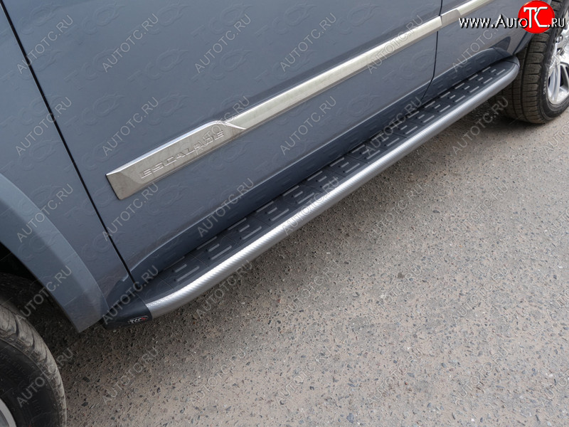 21 999 р. Пороги алюминиевые с пластиковой накладкой ТСС Тюнинг  Cadillac Escalade  GMTK2 джип 5 дв. (2015-2020) короткая база (Карбон серые)  с доставкой в г. Пермь