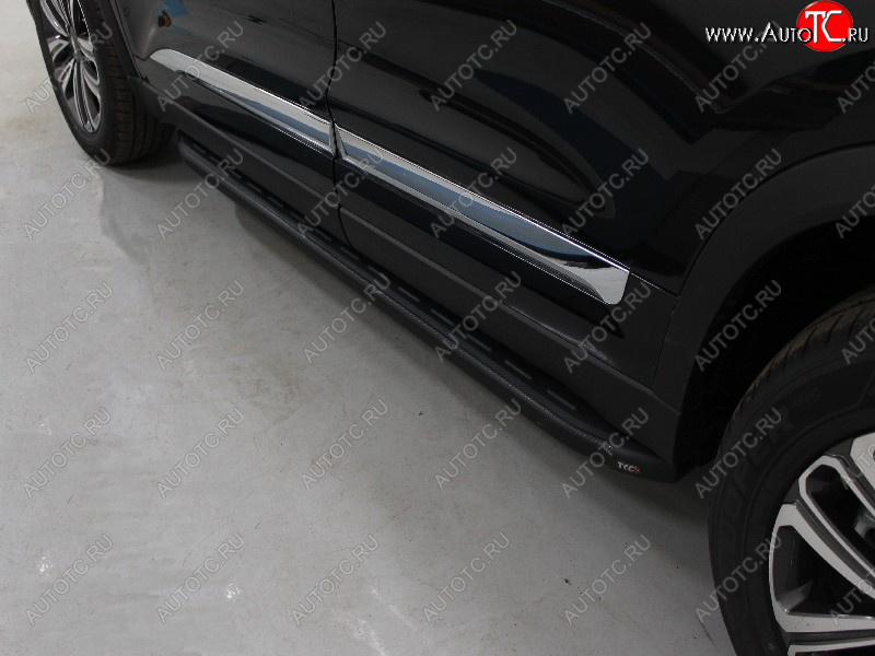 21 999 р. Пороги алюминиевые с пластиковой накладкой ТСС Тюнинг  Chery Tiggo 8  1 T18 (2019-2023) рестайлинг (карбон черные)  с доставкой в г. Пермь