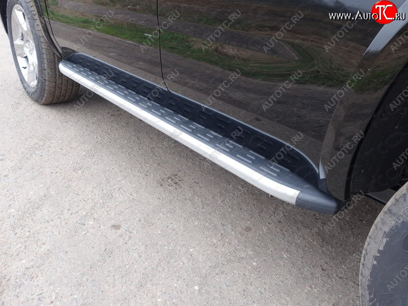 20 599 р. Пороги алюминиевые с пластиковой накладкой ТСС Тюнинг  Chevrolet Tahoe  K2UC (2014-2021) (серые)  с доставкой в г. Пермь