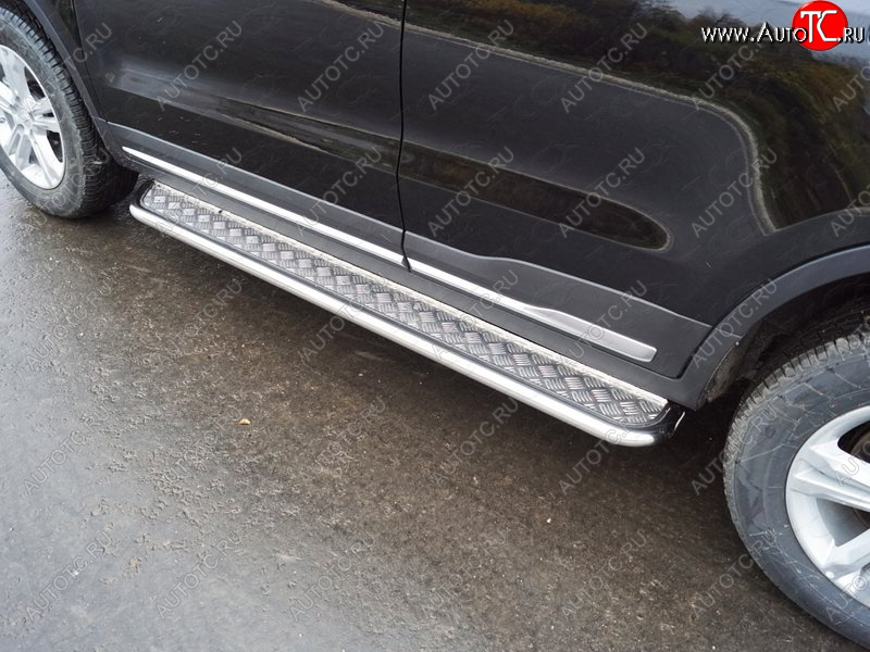 32 199 р. Пороги с площадкой (нержавейка, 42,4 мм) ТСС Тюнинг Geely Atlas NL3 (2016-2022) (лист алюминий)  с доставкой в г. Пермь