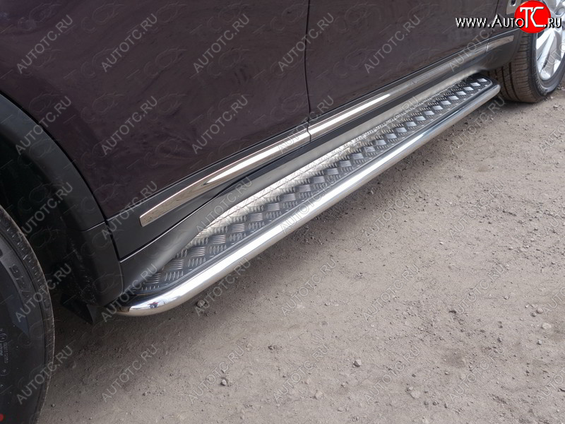 31 999 р. Пороги с площадкой 42,4 мм ТСС Тюнинг  INFINITI QX70  S51 (2013-2020) (серые)  с доставкой в г. Пермь