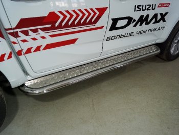 Пороги с площадкой 75х42 мм ТСС Тюнинг Isuzu D-Max  RG (2020-2023) DoubleCab (серые)