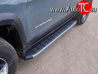 21 999 р. Пороги алюминиевые с пластиковой накладкой (Trailhawk) ТСС Тюнинг  Jeep Cherokee  KL (2014-2017) дорестайлинг (карбон серебро)  с доставкой в г. Пермь