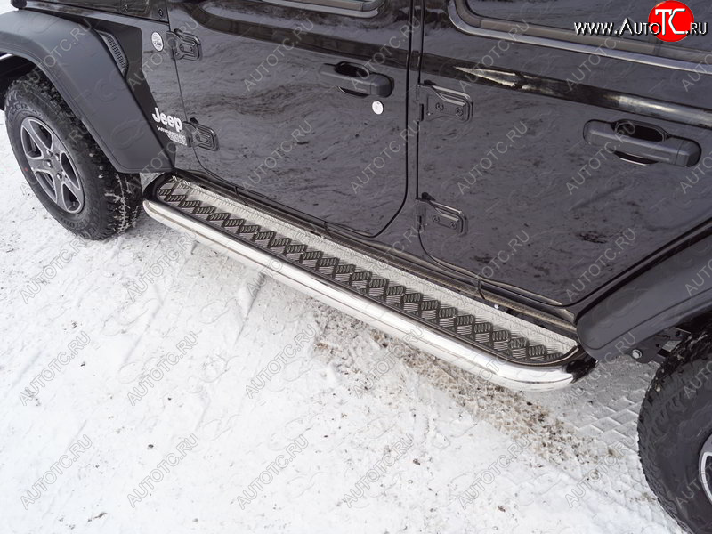 34 799 р. Пороги с площадкой 76,1 мм ТСС Тюнинг  Jeep Wrangler  JL (2018-2024) 3 дв. дорестайлинг (серые)  с доставкой в г. Пермь