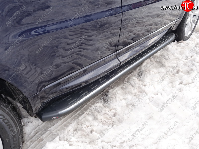 21 999 р. Пороги алюминиевые с пластиковой накладкой ТСС Тюнинг  Land Rover Range Rover Sport  2 L494 (2013-2017) дорестайлинг (карбон серые)  с доставкой в г. Пермь
