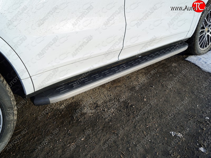 21 999 р. Пороги алюминиевые с пластиковой накладкой ТСС Тюнинг  Porsche Cayenne  PO536 (2018-2025) (карбон серые)  с доставкой в г. Пермь