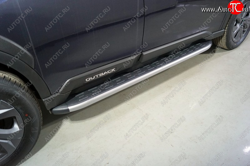 21 999 р. Пороги алюминиевые с пластиковой накладкой, ТСС Тюнинг  Subaru Outback  BT (2019-2025) универсал (карбон серебро)  с доставкой в г. Пермь