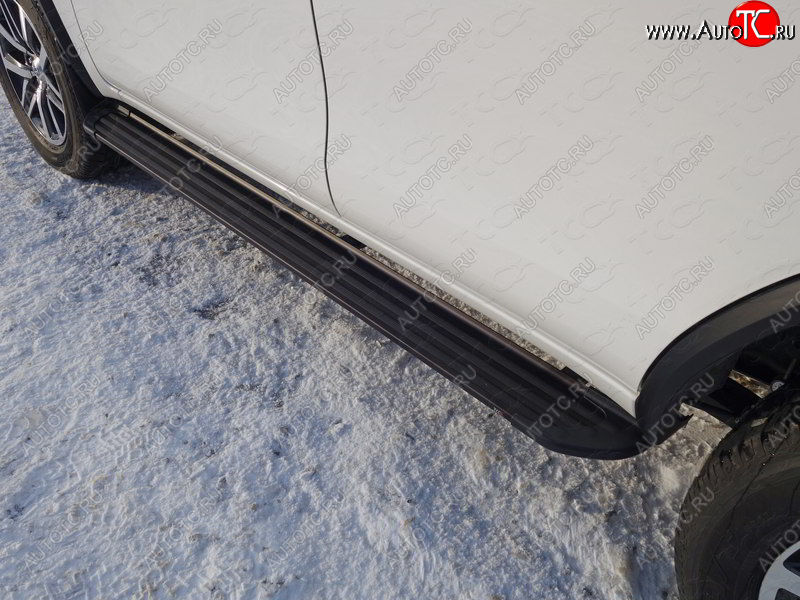 21 999 р. Пороги алюминиевые Slim Line ТСС Тюнинг  Toyota Fortuner  AN160 (2015-2020) дорестайлинг (Black)  с доставкой в г. Пермь