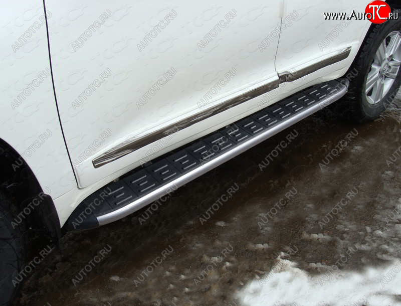 21 999 р. Пороги алюминиевые с пластиковой накладкой кроме EXECUTIVE, ТСС Тюнинг  Toyota Land Cruiser  200 (2015-2021) 2-ой рестайлинг (карбон серые)  с доставкой в г. Пермь