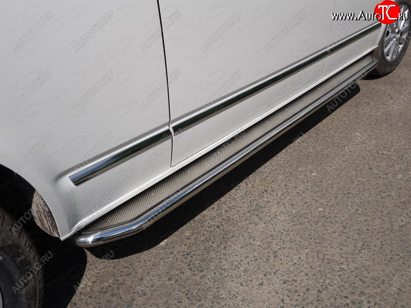 54 999 р. Пороги с площадкой 42,4 мм ТСС Тюнинг  Volkswagen Caravelle  T6 (2015-2019) дорестайлинг (нержавейка )  с доставкой в г. Пермь