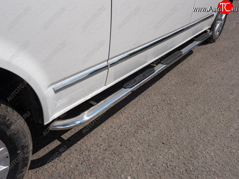 46 749 р. Пороги овальные гнутые с накладкой 75х42 мм ТСС Тюнинг  Volkswagen Caravelle  T6 (2015-2019) дорестайлинг (серые)  с доставкой в г. Пермь
