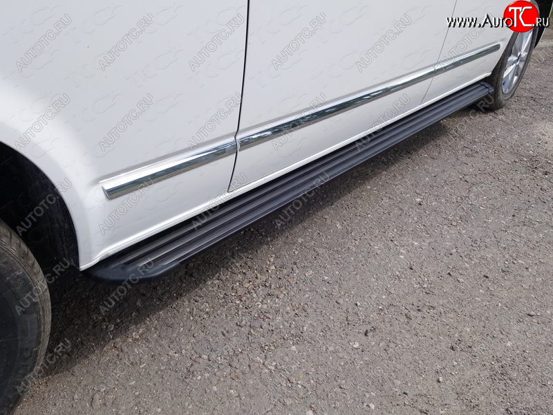 30 999 р. Пороги алюминиевые Slim Line ТСС Тюнинг  Volkswagen Caravelle  T6 (2015-2019) дорестайлинг (Black)  с доставкой в г. Пермь