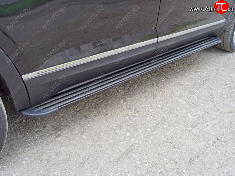 30 999 р. Пороги алюминиевые Slim Line ТСС Тюнинг  Volkswagen Teramont  CA1 (2016-2020) дорестайлинг (Black)  с доставкой в г. Пермь