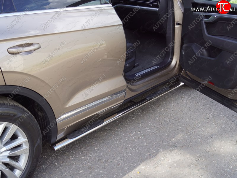 35 999 р. Пороги овальные с накладкой 75х42 мм ТСС Тюнинг  Volkswagen Touareg  NF (2014-2018) рестайлинг (серые)  с доставкой в г. Пермь