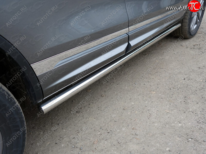 23 549 р. Защита порогов труба d60,3 мм ТСС Тюнинг Volkswagen Touareg NF рестайлинг (2014-2018) (серые)  с доставкой в г. Пермь
