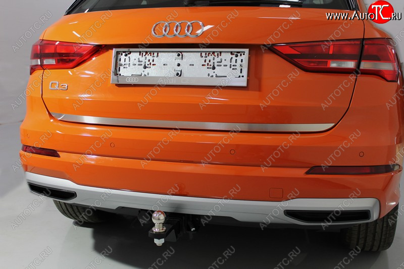 2 199 р. Накладка на заднюю дверь (лист шлифованный), ТСС Тюнинг  Audi Q3  F3 (2018-2022) (нержавейка)  с доставкой в г. Пермь