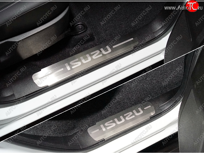 7 349 р. Накладки на пластиковые пороги, ТСС Тюнинг  Isuzu D-Max  RG (2020-2023) DoubleCab (лист шлифованный надпись ISUZU)  с доставкой в г. Пермь