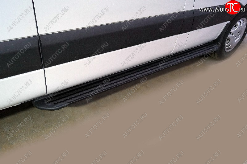 17 649 р. Порог правый алюминиевый Slim line ТСС Тюнинг  Sollers Atlant (2022-2025) автобус (Black)  с доставкой в г. Пермь