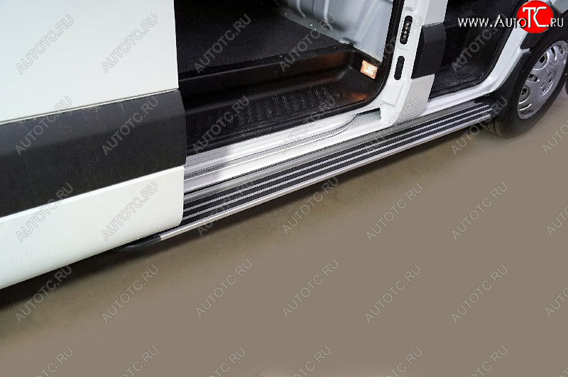 16 549 р. Порог правый алюминиевый Slim line, ТСС Тюнинг Sollers Atlant автобус (2022-2025) (Silver)  с доставкой в г. Пермь
