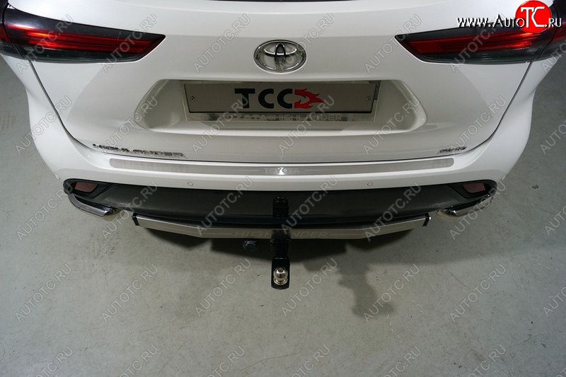 2 999 р. Накладка на задний бампер, ТСС Тюнинг  Toyota Highlander  XU70 (2020-2025) (лист шлифованный надписьToyota)  с доставкой в г. Пермь