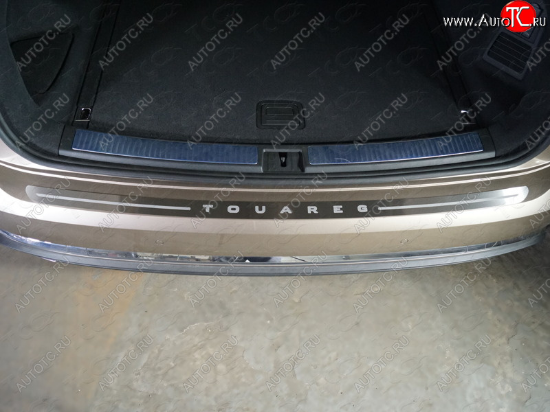 3 999 р. Накладка на задний бампер, ТСС Тюнинг  Volkswagen Touareg  CR (2018-2025) (лист шлифованный надпись Touareg)  с доставкой в г. Пермь