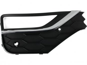Правая решетка переднего бампера (с отверстием под ПТФ, пр-во Китай) BODYPARTS Volkswagen Amarok (2016-2022) рестайлинг (вставка хром)